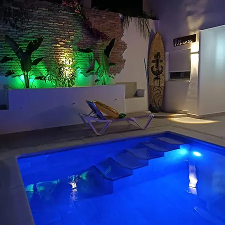 Domek alpejski Charming In With Private Pool Punta Umbría