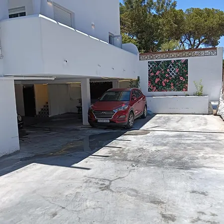 Charming In With Private Pool *