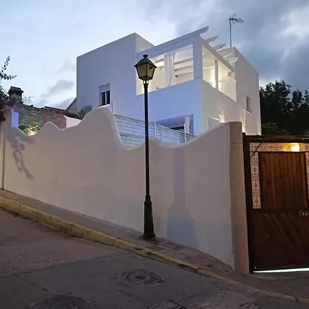 Charming In With Private Pool Domek alpejski